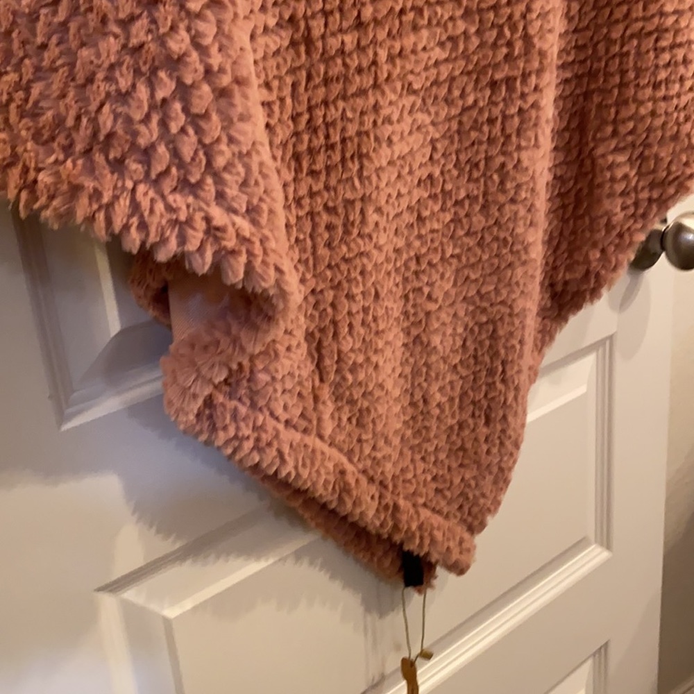 Nwt Justin & Taylor One Size Bougie Poncho Cardigan Rose Plush Ultra Soft - Picture 4 of 8